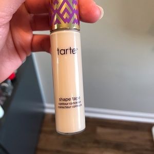 Tarte Shape Tape in Light
